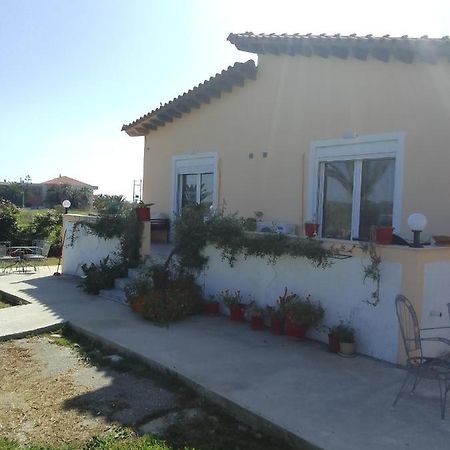 Studios ΣΤΟΥΣ ΠΥΡΓΟΥΣ ΘΕΡΜΗΣ Μυτιλήνη Εξωτερικό φωτογραφία