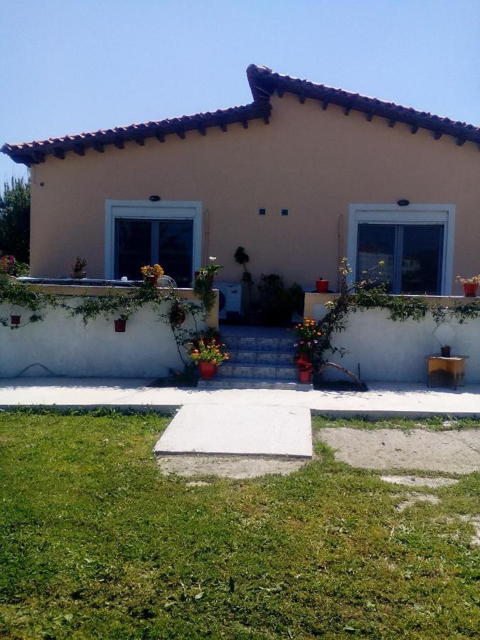 Studios ΣΤΟΥΣ ΠΥΡΓΟΥΣ ΘΕΡΜΗΣ Μυτιλήνη Εξωτερικό φωτογραφία