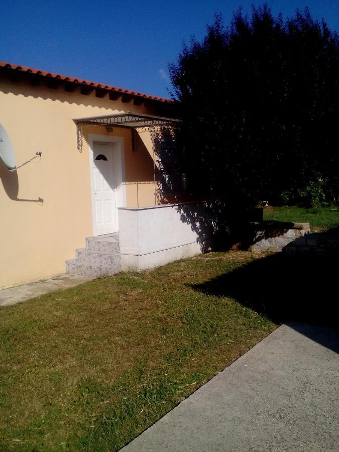 Studios ΣΤΟΥΣ ΠΥΡΓΟΥΣ ΘΕΡΜΗΣ Μυτιλήνη Εξωτερικό φωτογραφία