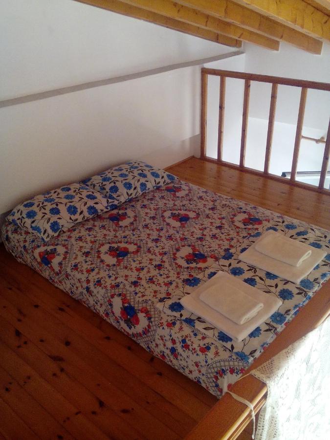 Studios ΣΤΟΥΣ ΠΥΡΓΟΥΣ ΘΕΡΜΗΣ Μυτιλήνη Εξωτερικό φωτογραφία